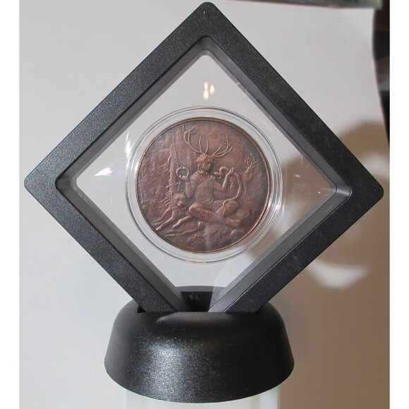 Celtic Lore - Cernunnos - 1oz .999 copper round-Framed with display Stand - Picture 1 of 7